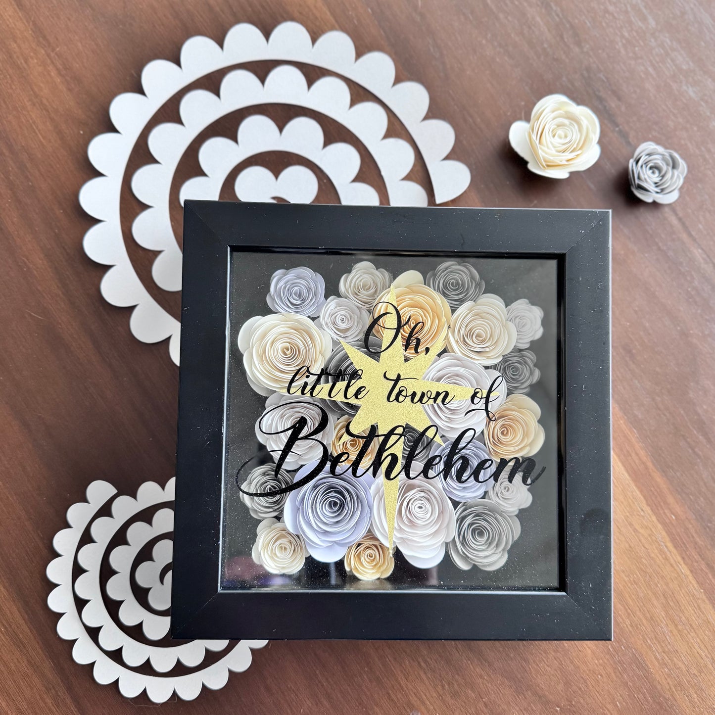 Holiday Paper Flower Rolling Workshop - Saturday, November 15th | 1pm